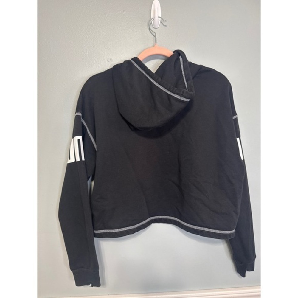 Black Crop Puma Sweatshirt - Picture 5 of 5